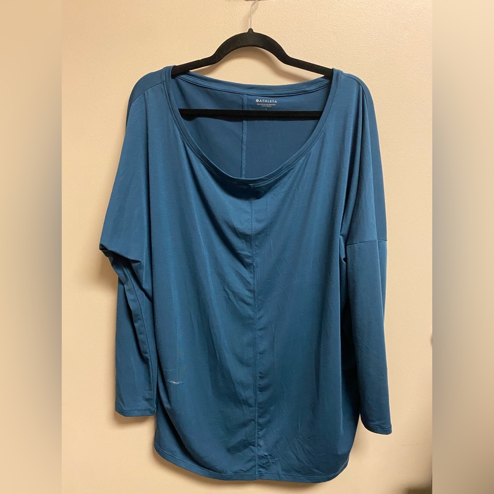 Athleta long sleeve sz L